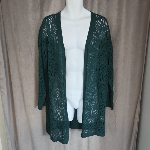 Sweaters - Size Large Elegant Forest Green Open-Front Cardigan